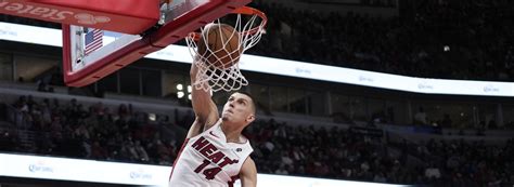 Knicks vs. Heat prediction, odds, line: 2022 NBA picks, March 25 best b.
